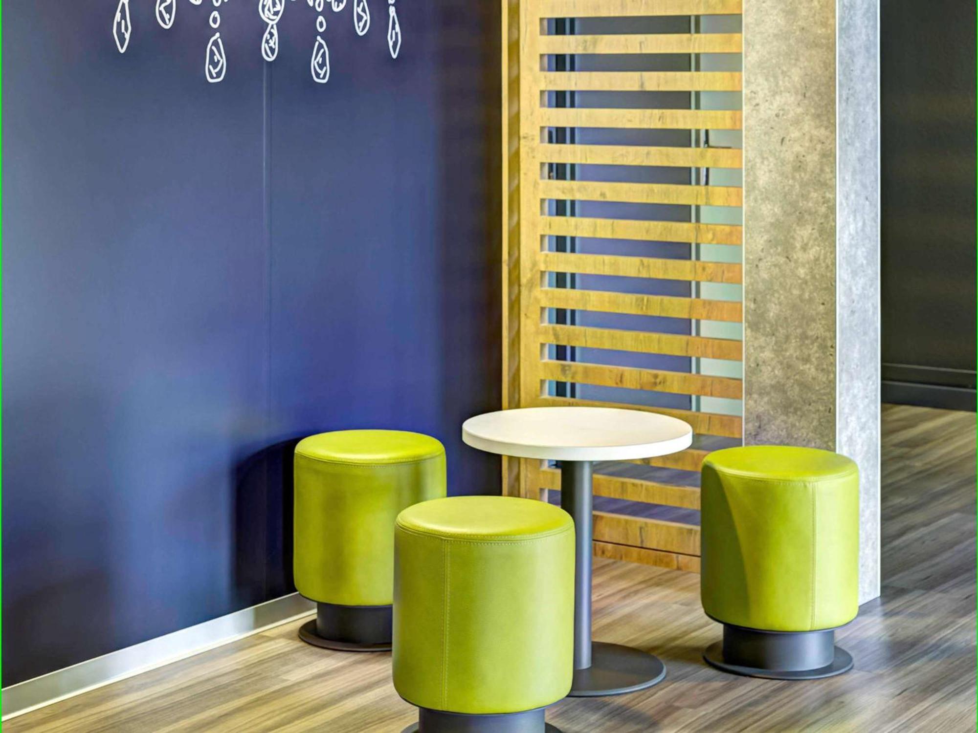 Ibis Budget Caen Herouville Exteriör bild
